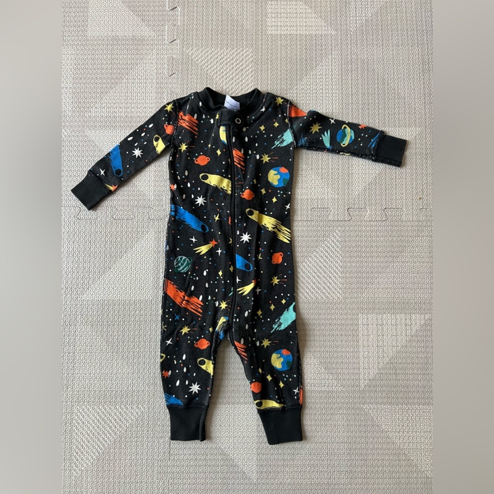 Hanna Andersson Baby Zip Sleeper Interstellar ☄️ 6-12m EUC